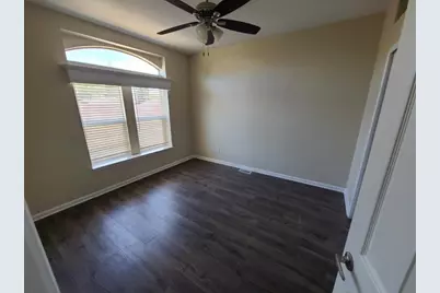 318 Hickory Street, Roseville, CA 95678 - Photo 13