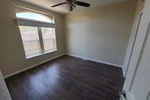 318 Hickory St, Roseville, CA 95678 - Photo 13