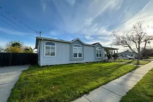 318 Hickory St, Roseville, CA 95678 - Photo 1