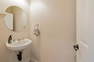 924 Cottrell Way, Galt, CA 95632 - Photo 15