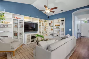 4313 St Jones Ct, Elk Grove, CA 95758 - Photo 5