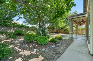 2051 Stepping Stone Ln, Lincoln, CA 95648 - Photo 17