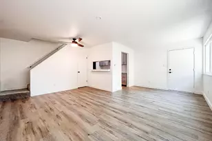 924 Dornajo Way, Sacramento, CA 95825 - Photo 3