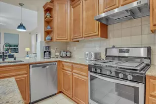 1057 Marseille Ln, Roseville, CA 95747 - Photo 9