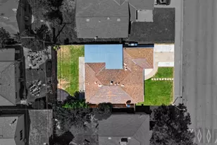 4960 Bradford Dr, Sacramento, CA 95820 - Photo 45
