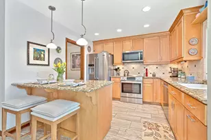 7671 Greenhaven Dr, Sacramento, CA 95831 - Photo 11