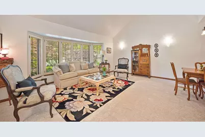 7671 Greenhaven Drive, Sacramento, CA 95831 - Photo 5