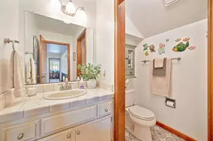 7671 Greenhaven Dr, Sacramento, CA 95831 - Photo 25