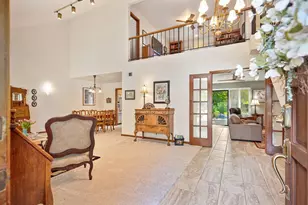 7671 Greenhaven Dr, Sacramento, CA 95831 - Photo 27