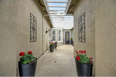 2811 Southcreek Drive, Lincoln, CA 95648 - Photo 3