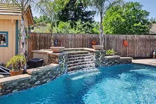 9370 Carrolton Pl, Elk Grove, CA 95624 - Photo 33