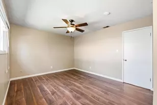 8511 Erinbrook Way, Sacramento, CA 95626 - Photo 21