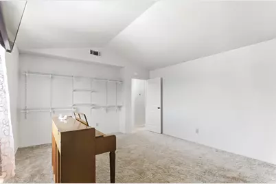 8471 Fontenay Way, Stockton, CA 95210 - Photo 41