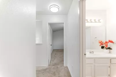 8471 Fontenay Way, Stockton, CA 95210 - Photo 27