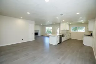 1708 Sandalwood Dr, Stockton, CA 95210 - Photo 17