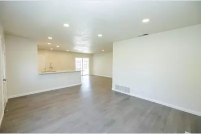 1708 Sandalwood Drive, Stockton, CA 95210 - Photo 11