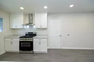 1708 Sandalwood Dr, Stockton, CA 95210 - Photo 21