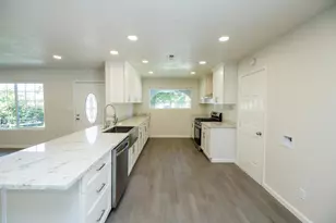 1708 Sandalwood Dr, Stockton, CA 95210 - Photo 19