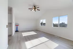 9077 Bedrock Ct, Sacramento, CA 95829 - Photo 23