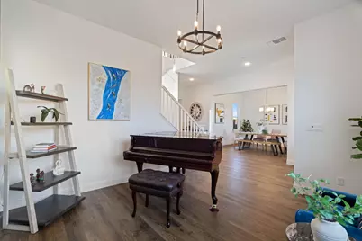9997 Dona Neely Way, Elk Grove, CA 95757 - Photo 5