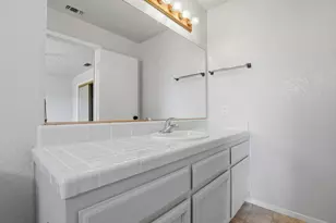 1707 Chateau Dr, Olivehurst, CA 95961 - Photo 27