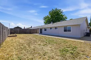 1707 Chateau Dr, Olivehurst, CA 95961 - Photo 39
