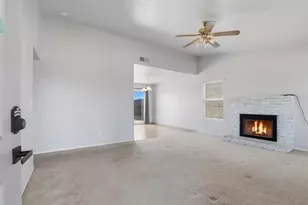 1707 Chateau Dr, Olivehurst, CA 95961 - Photo 11