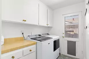 1989 University Ave, Sacramento, CA 95825 - Photo 19