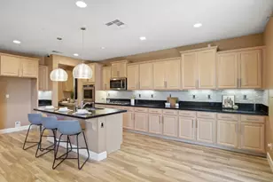 655 Mono St, Manteca, CA 95337 - Photo 9