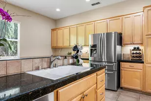 5883 Grace Ellen Ct, Citrus Heights, CA 95610 - Photo 9