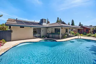 9746 Mira Del Rio Dr, Sacramento, CA 95827 - Photo 29