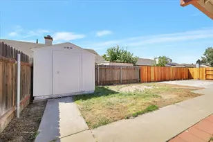 1924 Pebble Beach Dr, Yuba City, CA 95993 - Photo 37