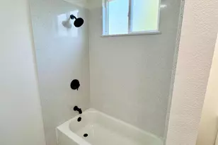 254 W 3rd St, Stockton, CA 95206 - Photo 9