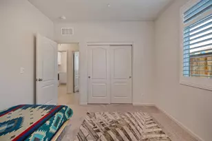 1001 Whisper Ridge Dr, Roseville, CA 95747 - Photo 17