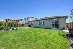1001 Whisper Ridge Dr, Roseville, CA 95747 - Photo 35