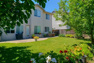 1933 Bastona, Elk Grove, CA 95758 - Photo 33