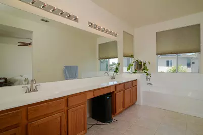 1933 Bastona, Elk Grove, CA 95758 - Photo 23