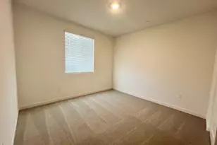 1424 Monkton Wy, Sacramento, CA 95835 - Photo 17