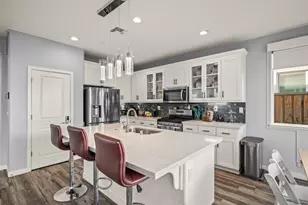 2327 Aerostar Way, Sacramento, CA 95834 - Photo 9
