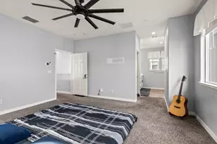 2327 Aerostar Way, Sacramento, CA 95834 - Photo 19