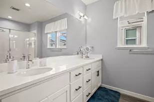 2327 Aerostar Way, Sacramento, CA 95834 - Photo 21