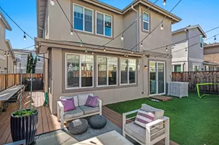 2327 Aerostar Way, Sacramento, CA 95834 - Photo 31