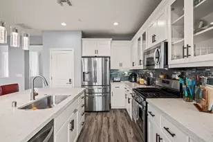 2327 Aerostar Way, Sacramento, CA 95834 - Photo 11