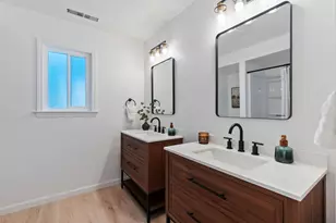 1425 Pleasant St, Redding, CA 96001 - Photo 17