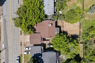 1425 Pleasant St, Redding, CA 96001 - Photo 43
