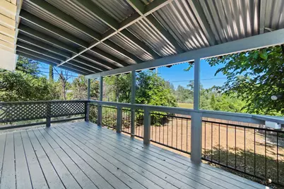 1425 Pleasant Street, Redding, CA 96001 - Photo 29