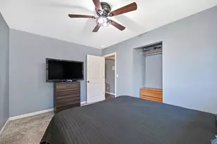 2560 Carson Way, Sacramento, CA 95821 - Photo 19