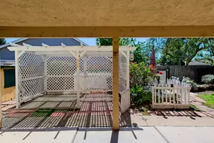 986 Pebble Way, Manteca, CA 95336 - Photo 29