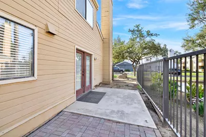 7675 N 1st Street #136, Fresno, CA 93720 - Photo 25