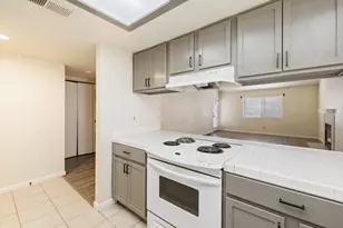 7675 N First St, Fresno, CA 93720 - Photo 11